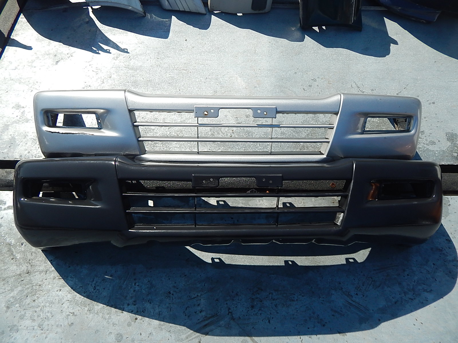 Mitsubishi MB04105BA PŘEDNÍ NÁRAZNÍK MB04105BA MITSUBISHI L200 II ...