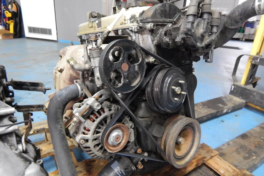 MOTOR 2.0 BENZÍN 4G63 MITSUBISHI L300 MD975400